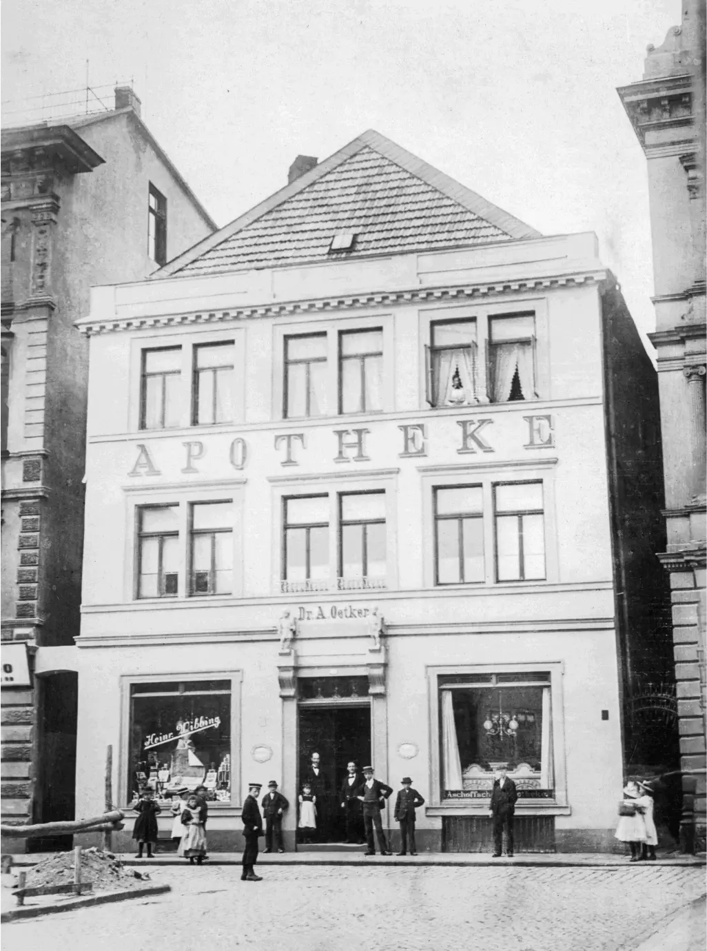 Picture - Die Aschoff'sche Apotheke im Jahr 1891